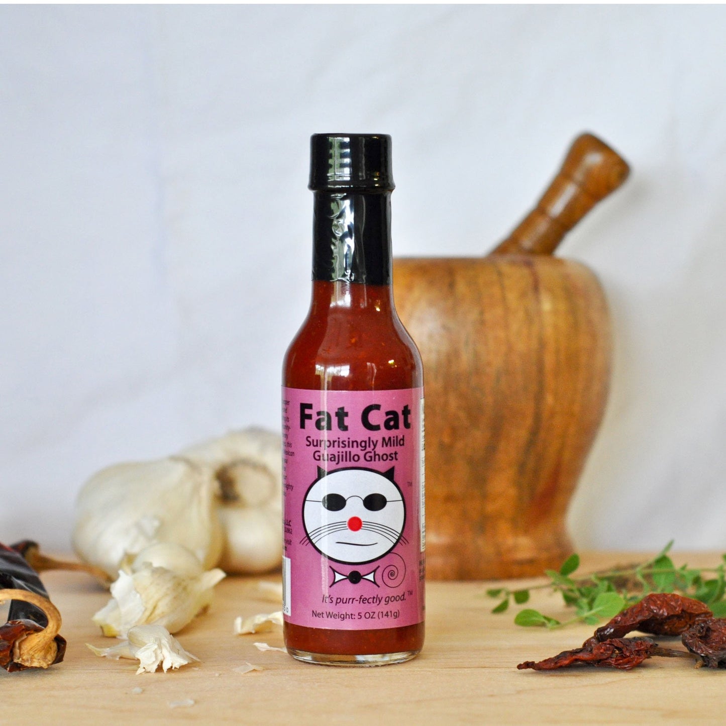 Fat Cat Surprisingly Mild Guajillo Ghost โ Tex-Mex Hot Sauce (5 oz.)